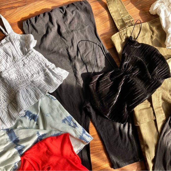 Size small bundle - Picture 5 of 6